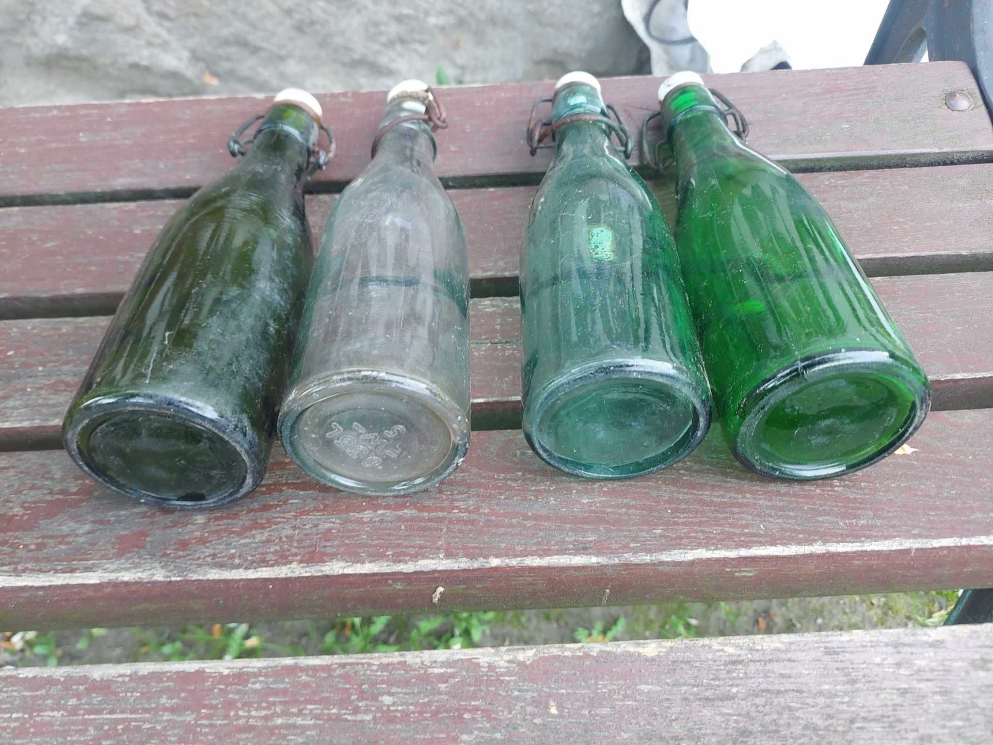 Stare butelki z porcelanką PRL lub starsze
