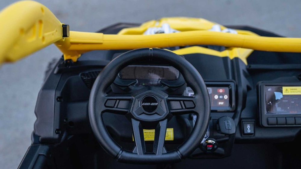 Duży samochodzik dla dzieci BUGGY CANAM CA001 4x200W 24V 20Ah