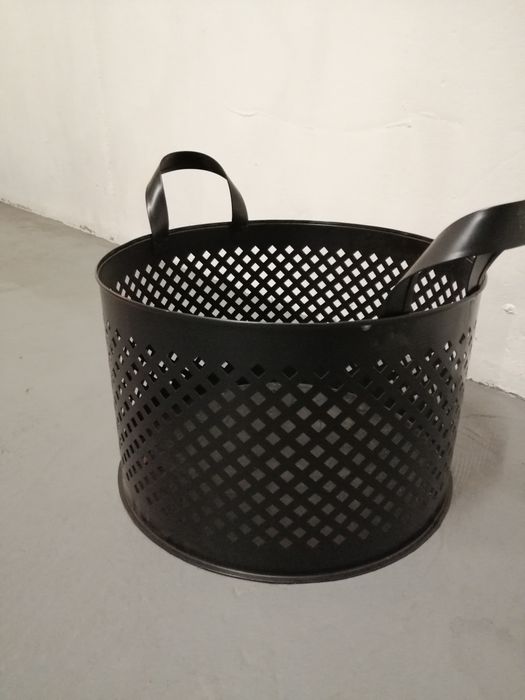 Cesto Preto Alumínio