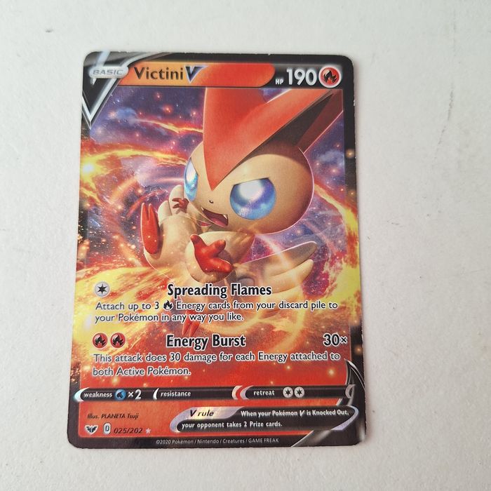Karta pokemon victini