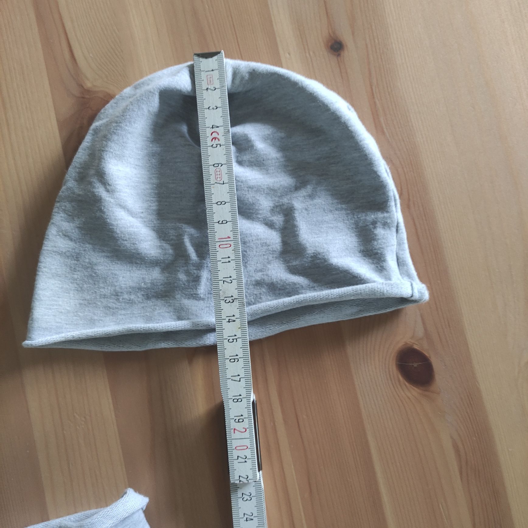 Zestaw na wiosnę dla chłopca 2 czapki i komin 92