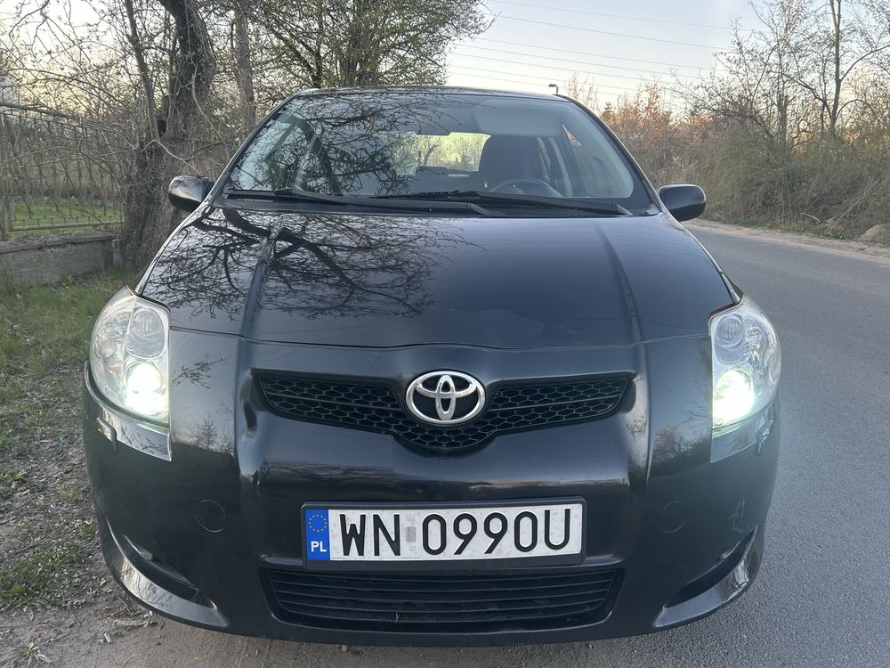 Toyota Auris 1.6 benzyna Niski przebieg