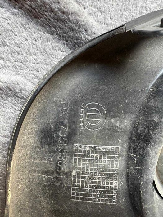 Fiat Abarth lift prawa i lewa kratka zderzaka przód