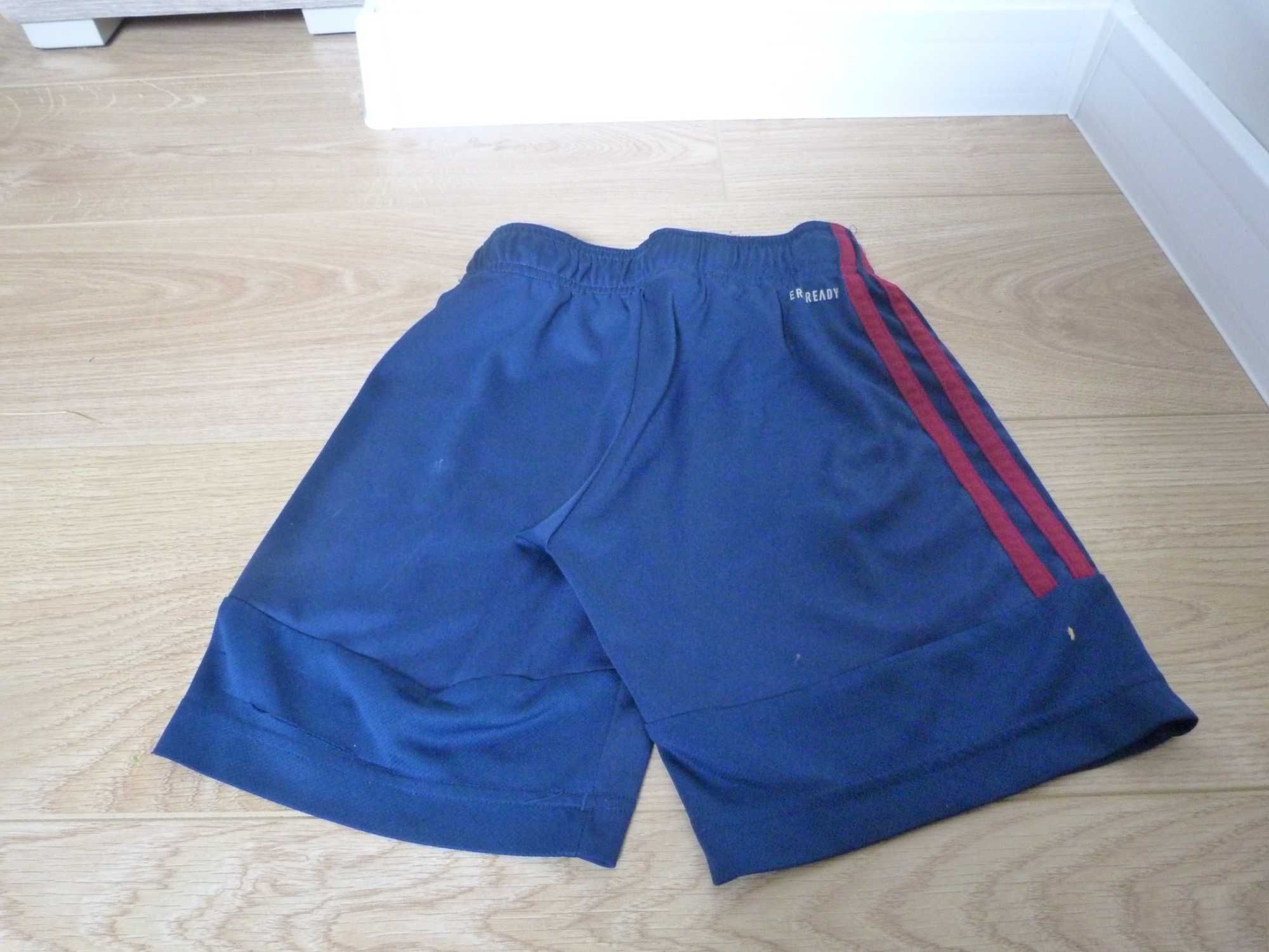 Sportowy strój Adidas 7-8 lat rozm. 128