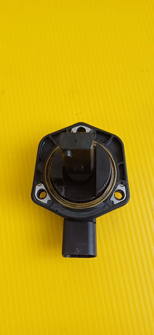 Czujnik poziom oleju Audi, VW 1,9 TDI 1J0907660C