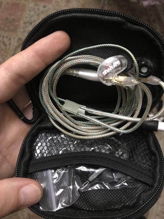 Shure SE 215 навушники