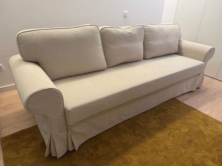 Sofá cama 3 lugares com arrumacão