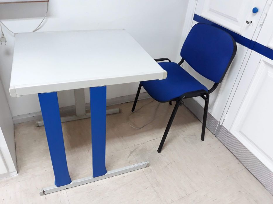 Móvel tipo Bancada, para DENTÁRIA. 10 GAVETAS com imensa arrumação.