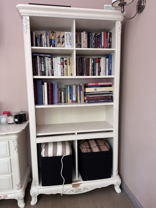 Книжный стеллаж, книжная полка бежевая