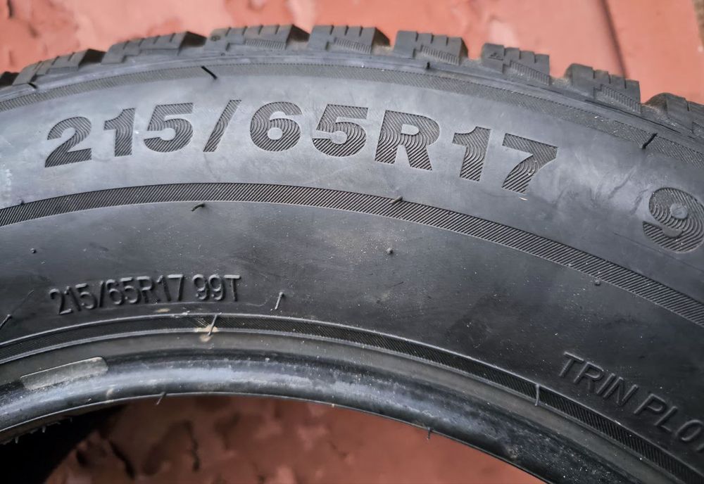 Резина  зима почти новая , покрышка зимняя  Snowlink triangle 215 65 r