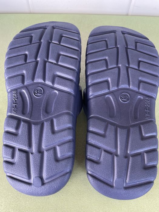 Chinelos piscina n° 32 NOVOS