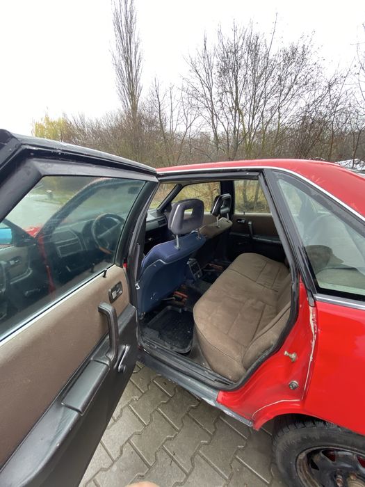 Audi 100 1.8 газ/бензин