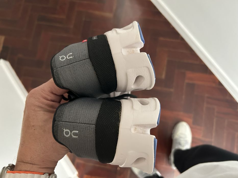 Ténis Oncloud Eclipse 42