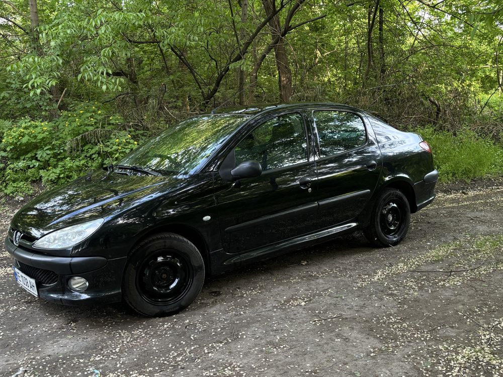 Peugeot 206 официал