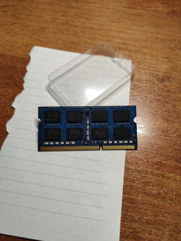 Продам оперативну пам'ять в робочому стані SK/hynix 4Gb 1600MHh ddr3
