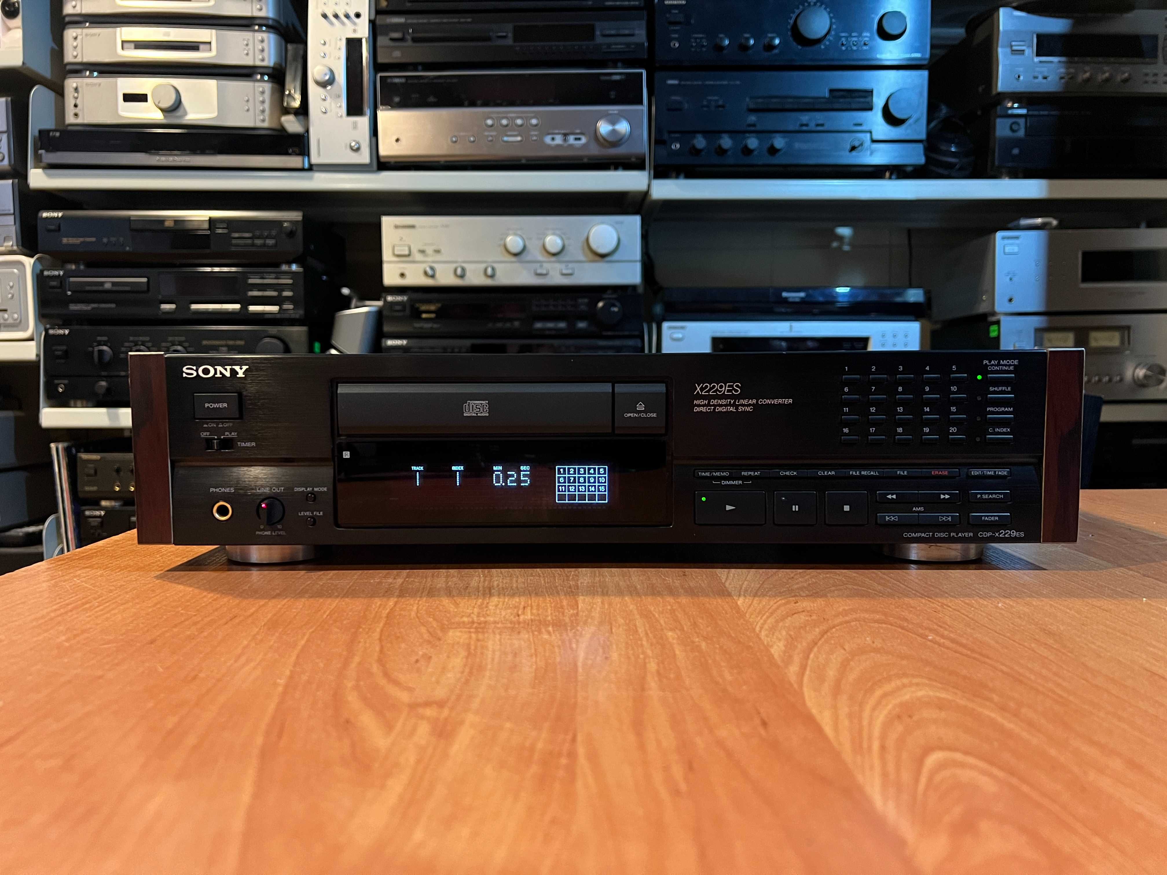 Odtwarzacz płyt CD CDP-X229ES Audio Room