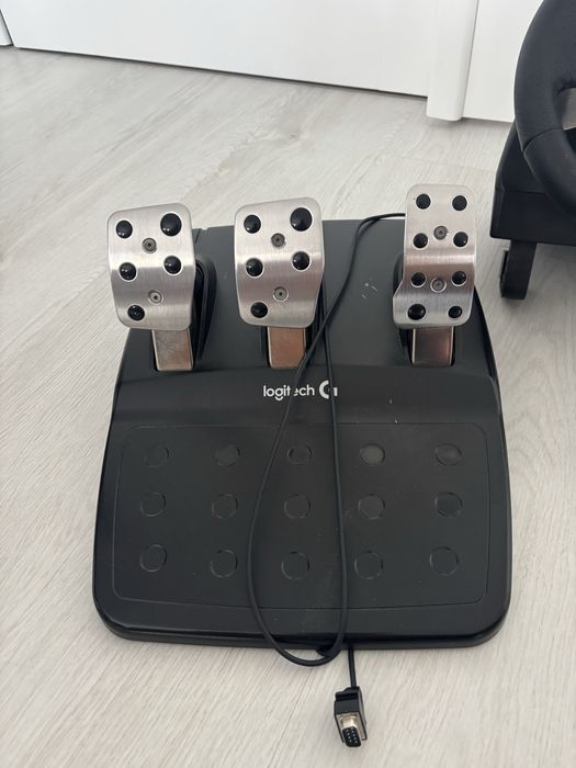 Kierownica z pedalami zestaw Logitech G29 + zasilacz w super stanie