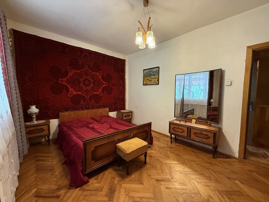 Продається будинок у смт. Міжгірʼя