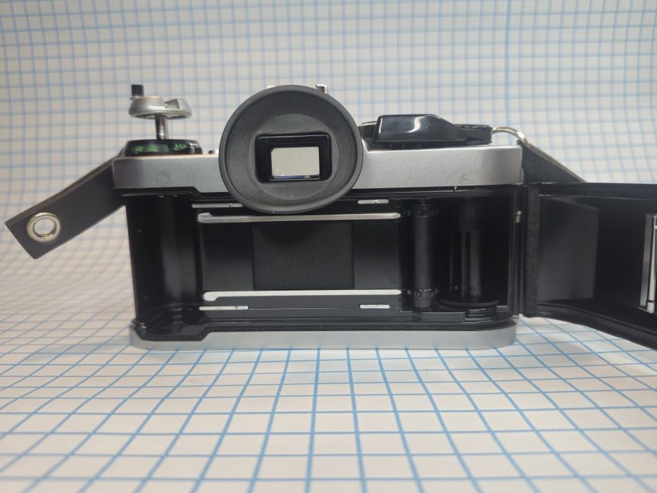 Canon AE-1 program, 3 обєктиви та перехідник