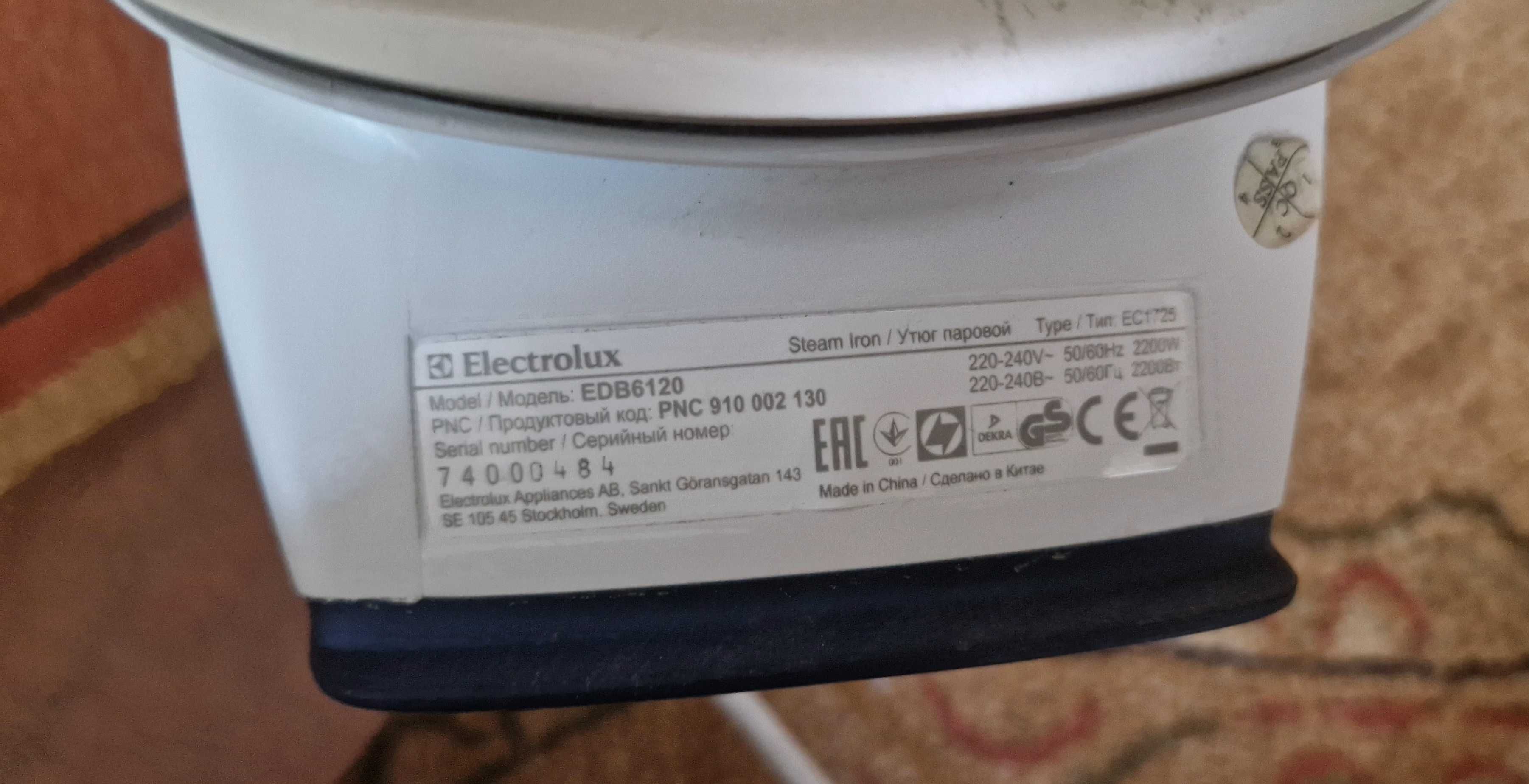 Праска Electrolux Precision EDB6120