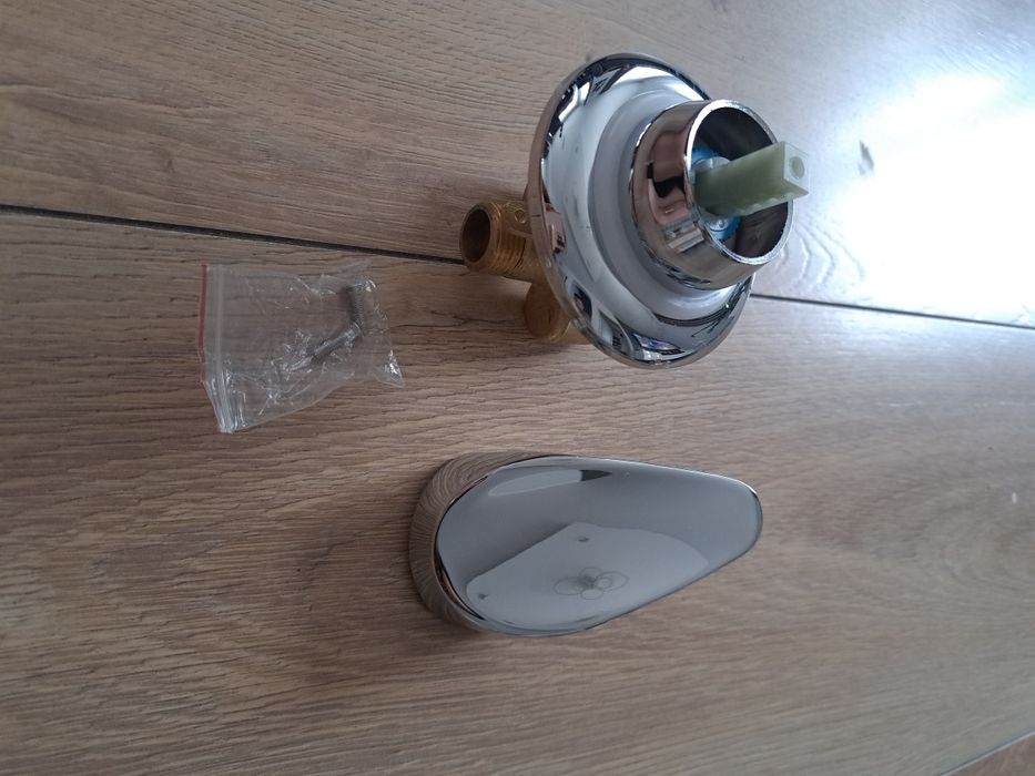 Armatura łazienkowa bateria łazienkowa zestaw srebrny