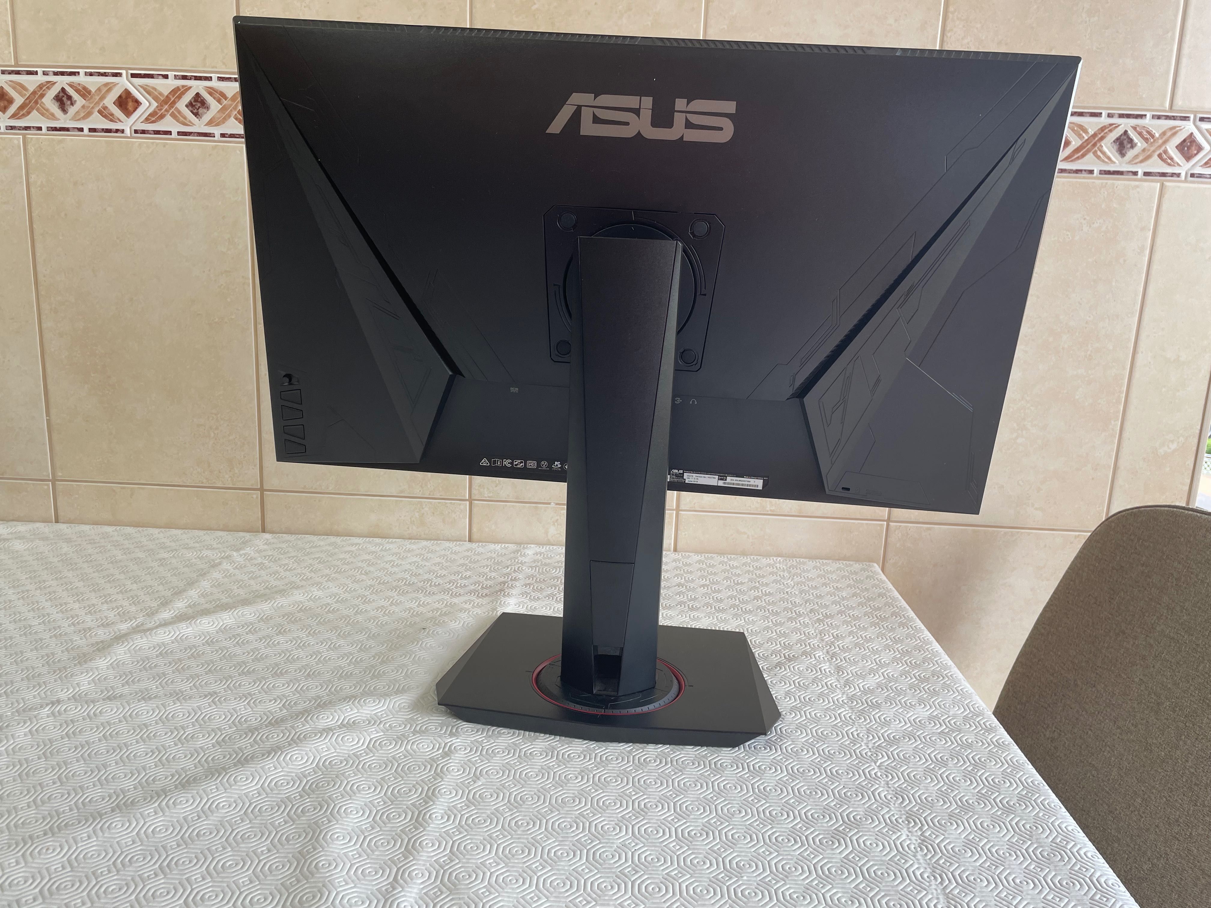 Monitor Gaming ASUS VG278Q (27'', 1 ms, 144 Hz, G-Sync e  FreeSync)