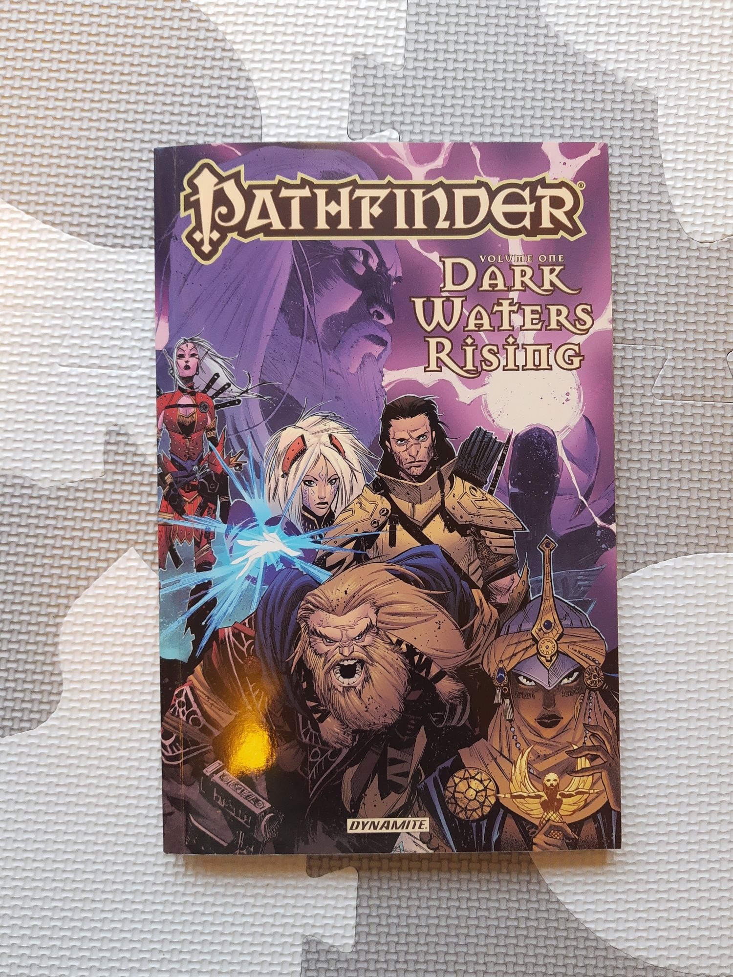 Komiks Pathfinder, Vol. One Dark Waters Rising