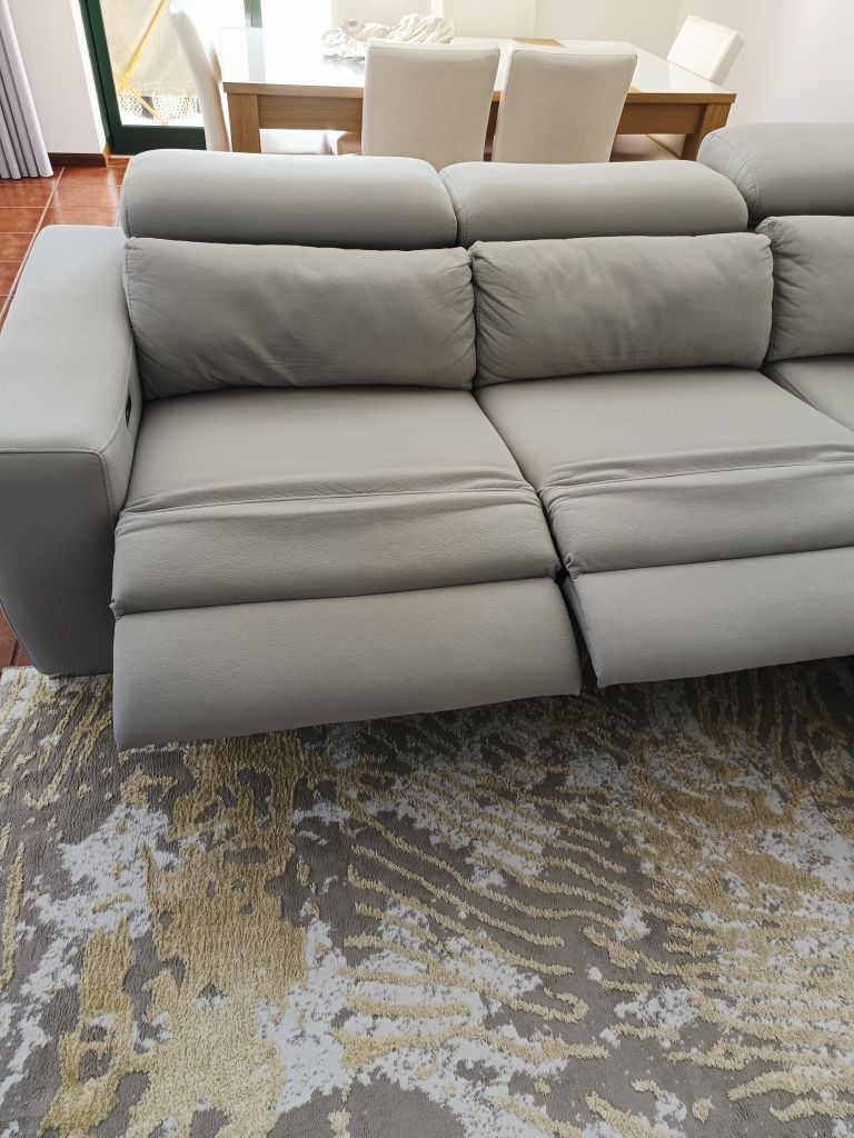 Sofa chaise longue com 2 relax elétricos