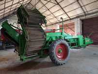 Kombajn do zbioru warzyw AVR z Jeżem ( AMAC DEWULF GRIMME DL 1500 )
