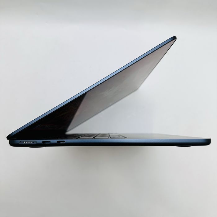 26 циклів! MacBook Air 13" 2022 M2 Midnight 8GB 256GB SSD