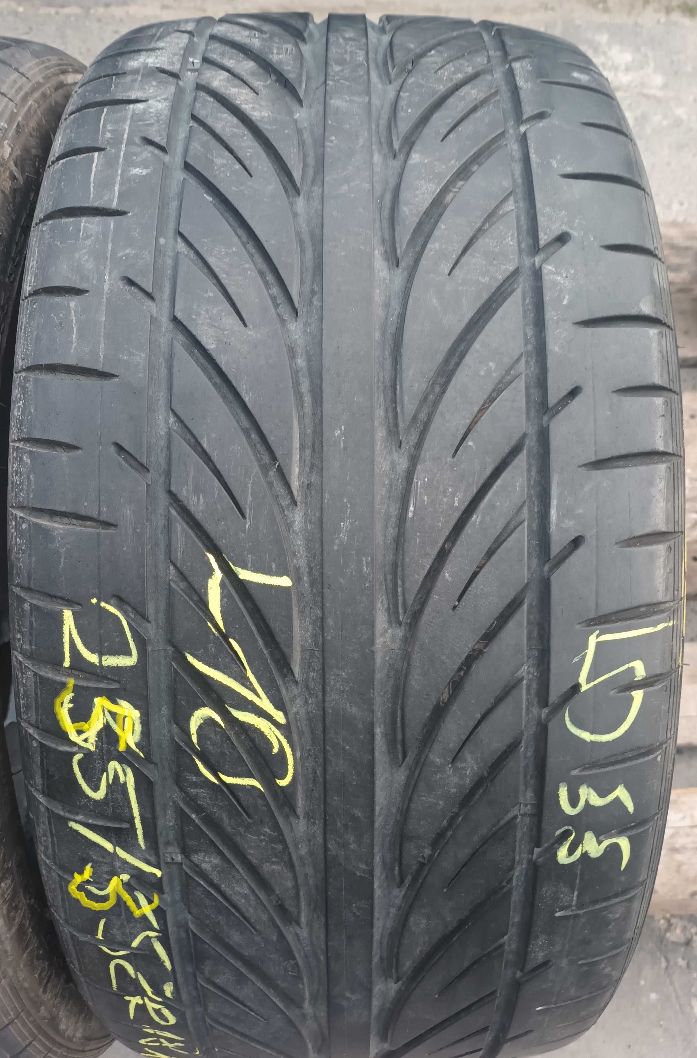 Opony letnie Hankook Ventus V12 EVO 255/35/18 XL - 2 szt. R18 L10