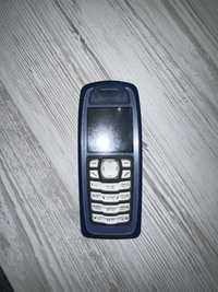 Мобильный телефон Nokia кнопочный