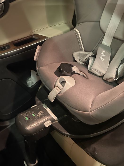 Fotelik Cybex Sirona M2 iSize + baza