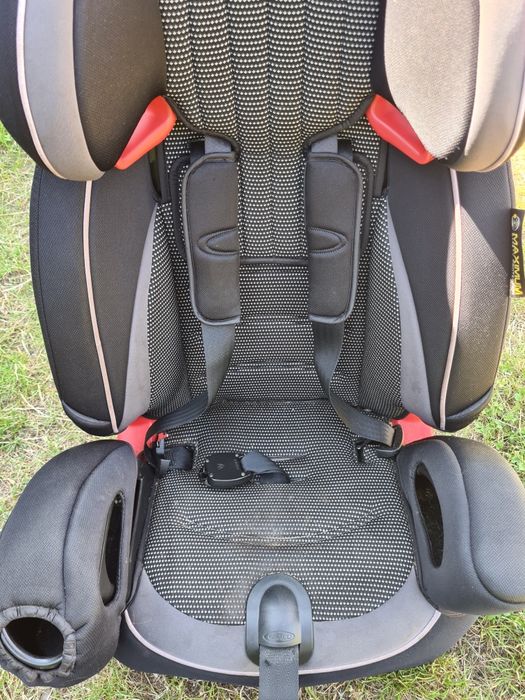 Fotelik samochodowy GRACO 15-36