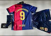 Lewandowski FC Barcelona Nowy Komplet Sezon 24/25 Rozmiar 155-165 cm