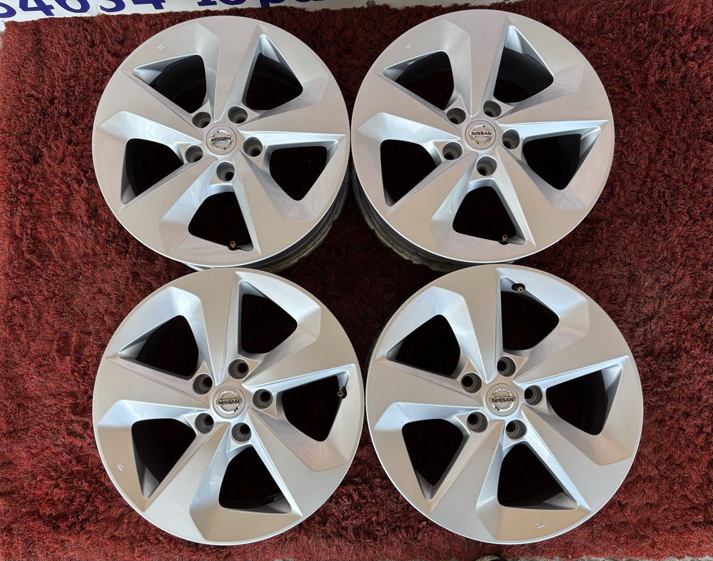 Original Nissan Juke Rogue X-trail Leaf Renault MeganScenikR17 5x114,3