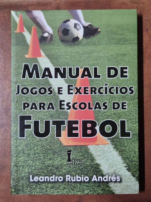 Livro de futebol/treinador