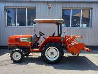 Japoński traktorek Hinomoto Kubota NX220 z glebogryzarką 4x4 22KM Rewe