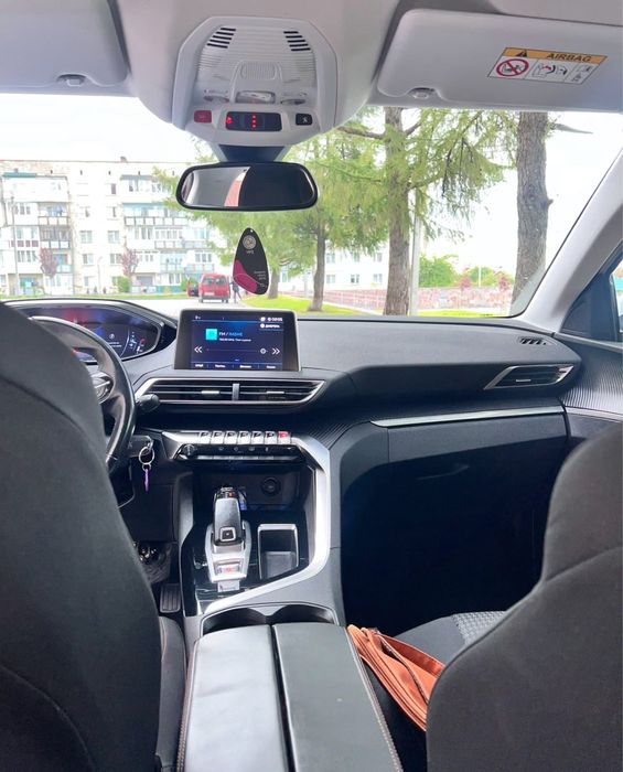 Peugeot 3008 • 2018 • 1.6 дизель • Aisin автомат •