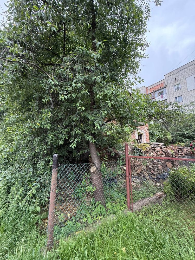 Продаж земельної ділянки у Львові. До центру 10-15 хв авто