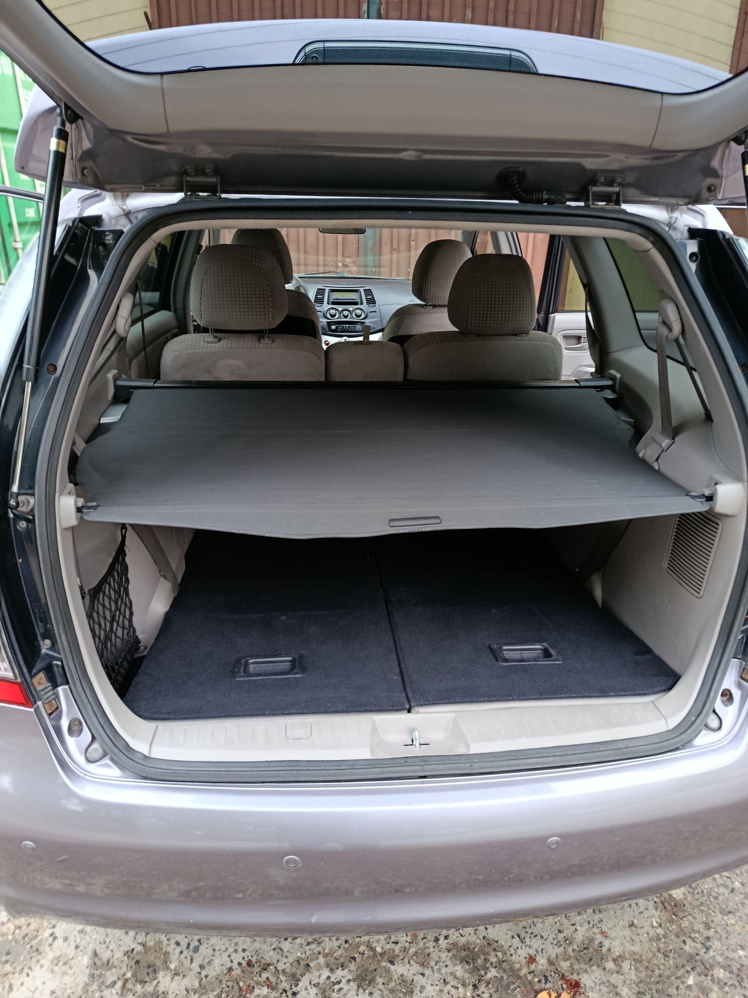 Mitsubishi Grandis