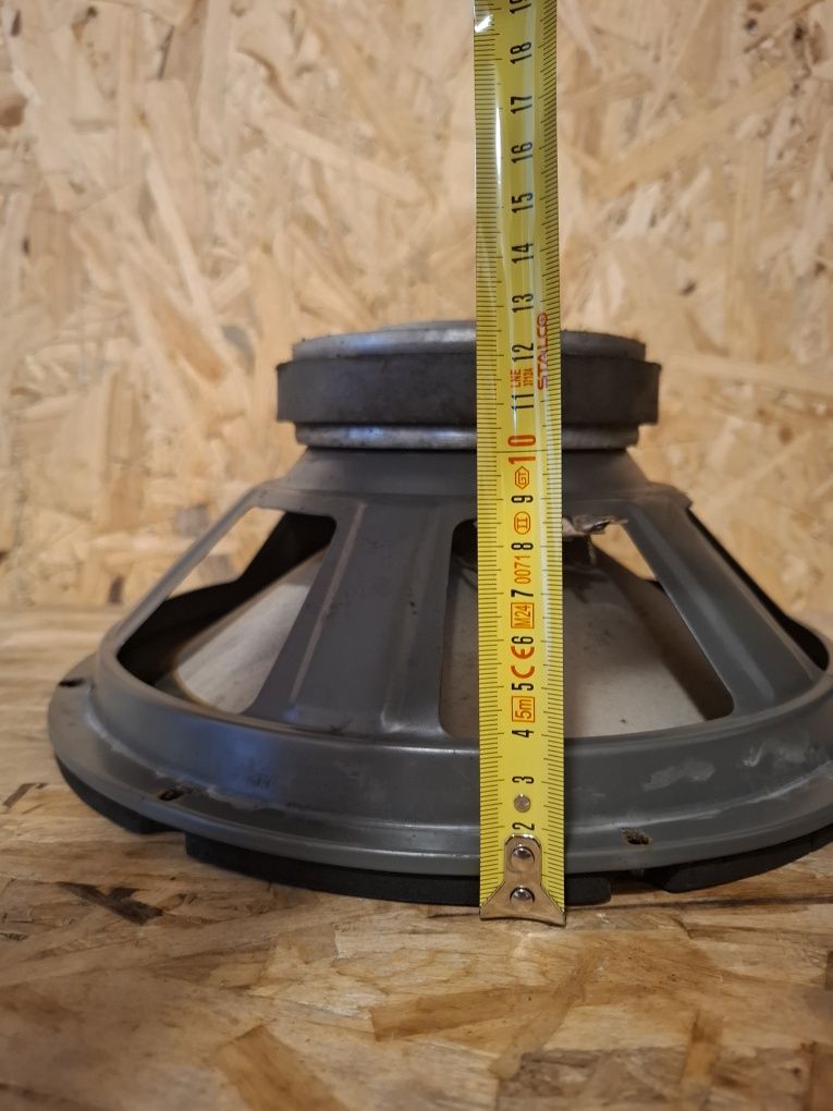 Głośnik niskotonowy STEALTH 30 cm do mocnego wzmacniacza