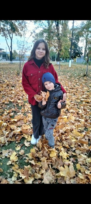 Рубашка на дівчинку підлітка