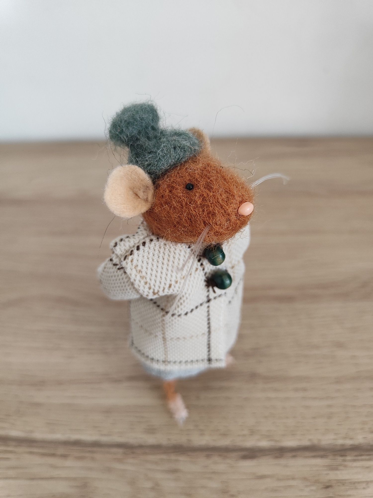 Myszka fiszka filc wełna czesankowa handmade na prezent jak maileg