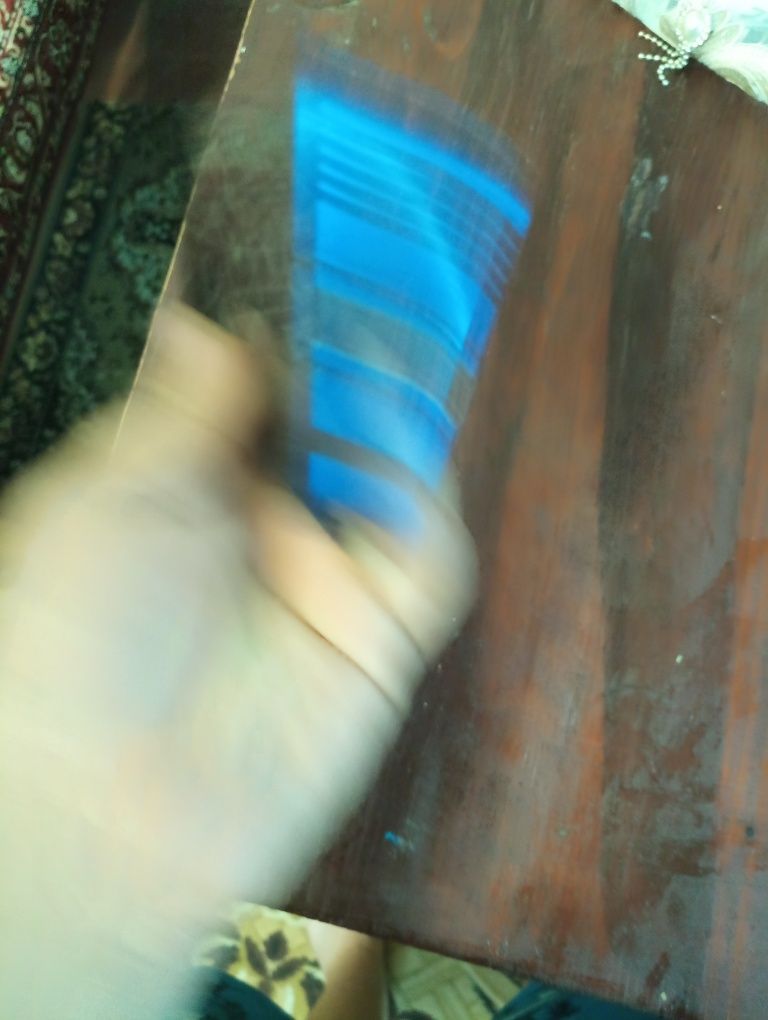 Продається  Huawei nova 3 i вживаний під заміну екрана