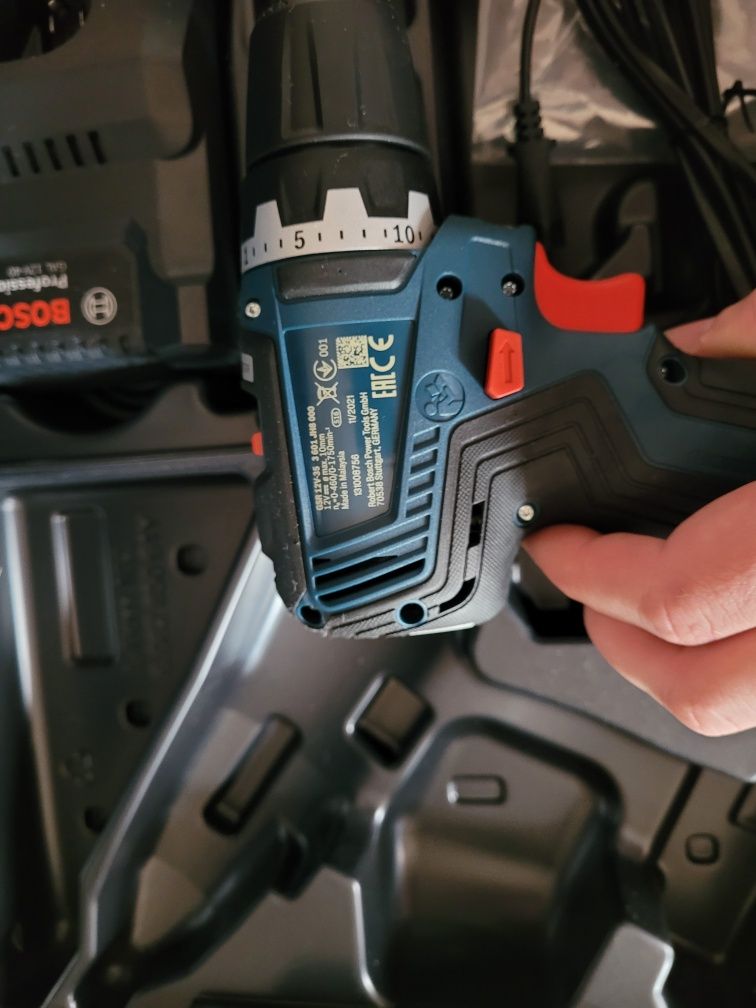 Wkrętarka Gsr 12v-35 bosh bezszczotkowa +2x 3.0Ah