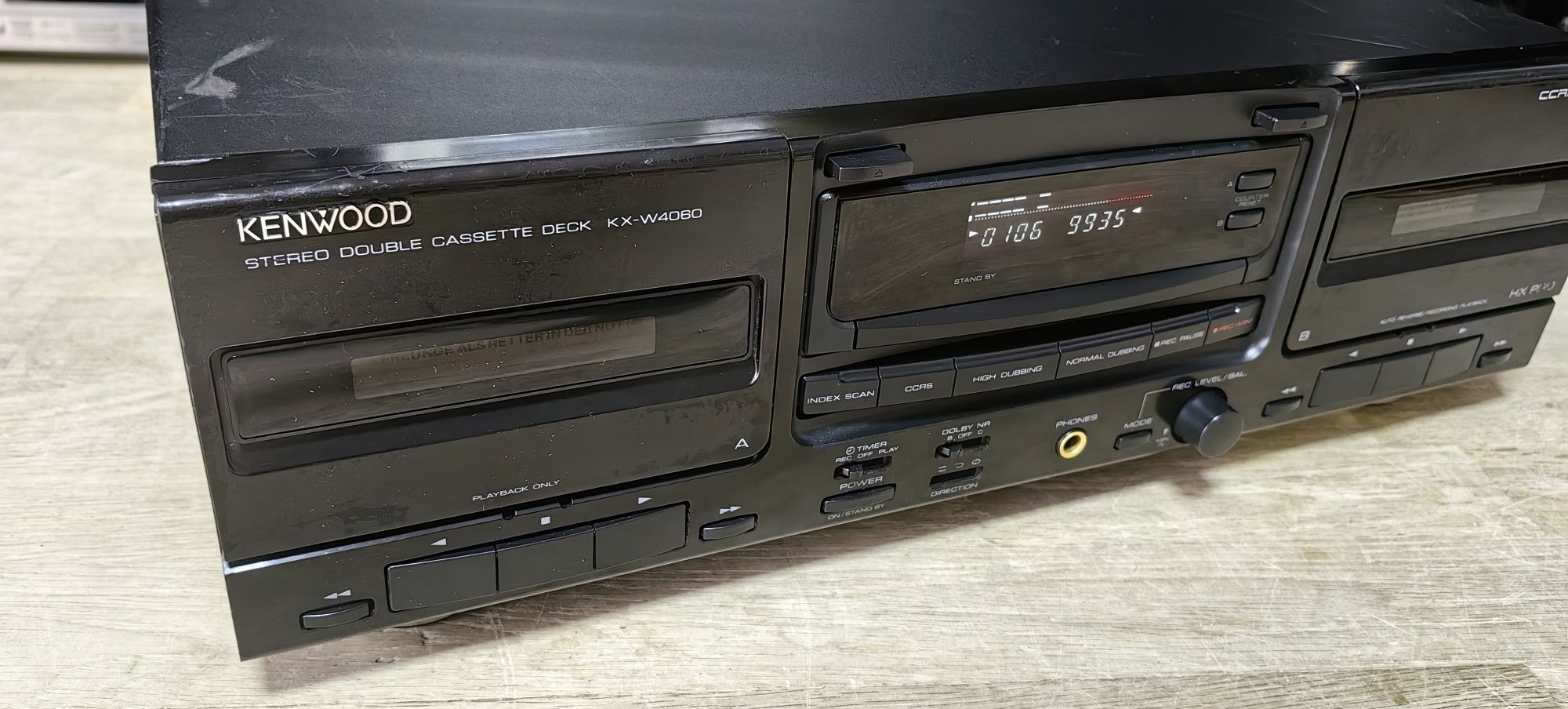 Касетний програвач Kenwood KX-W4060