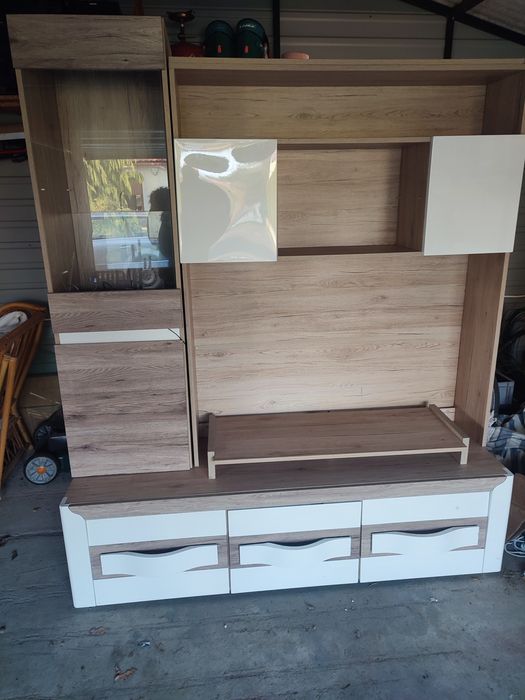 Meblościanka używana