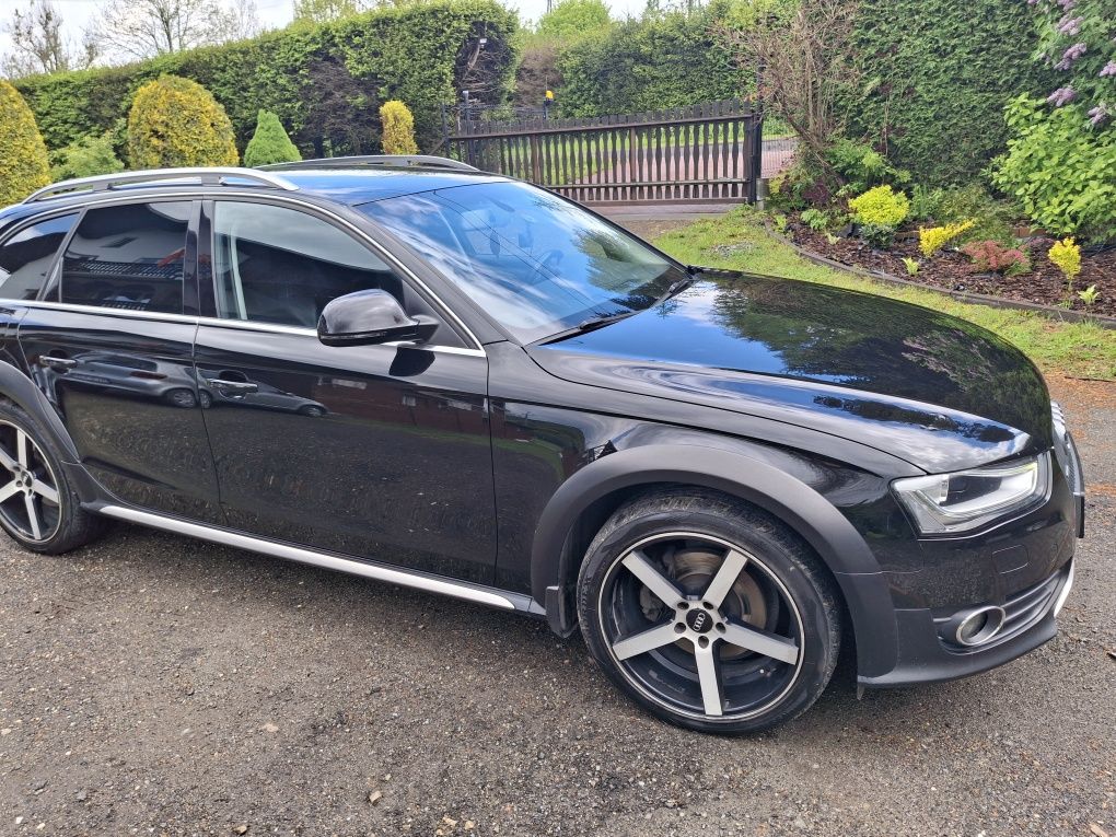 Audi a4 allroad 2015