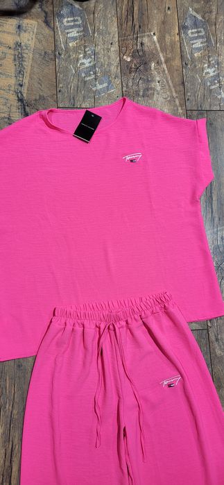 Włoski komplet damski muślinowy fuksja szerokie spodnie bluzka uni